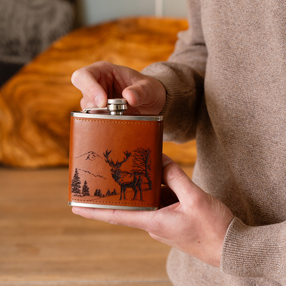 Scenic Stag Leather Hip Flask