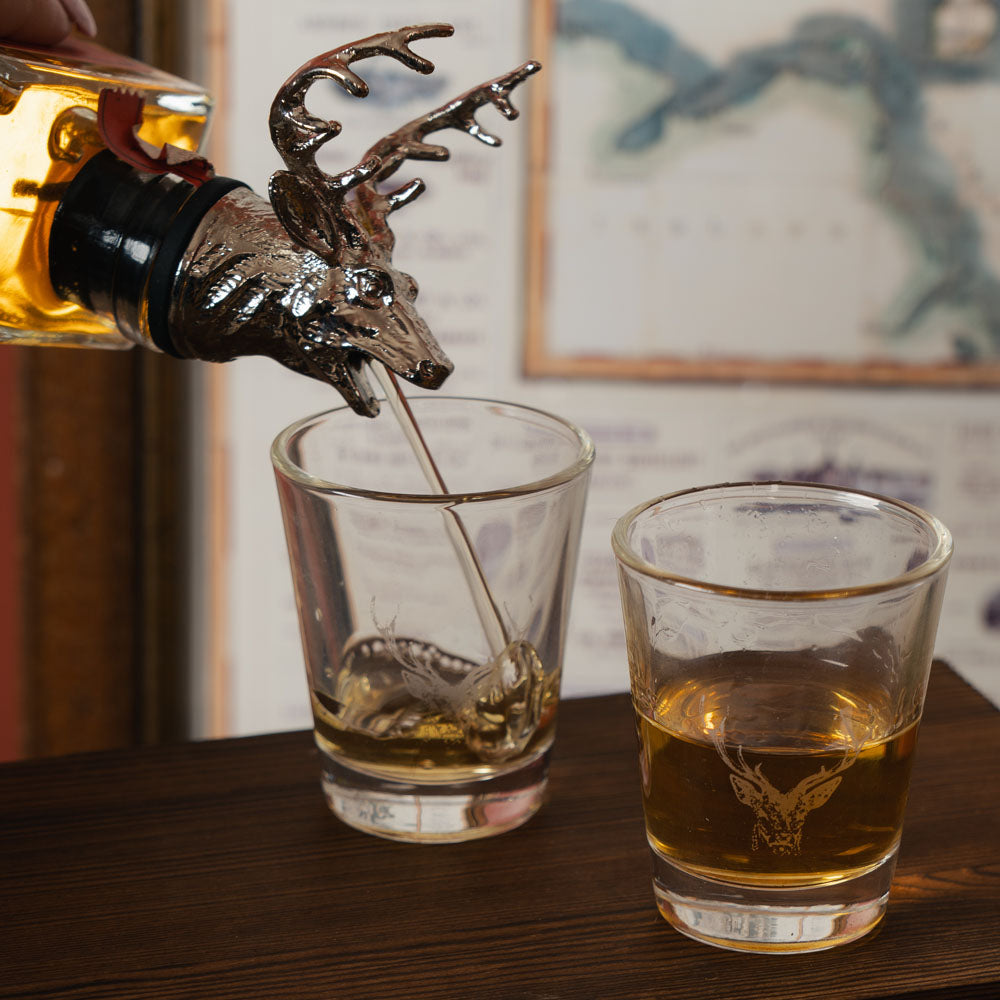 Stag Drinks Pourer and Shot Glass Set
