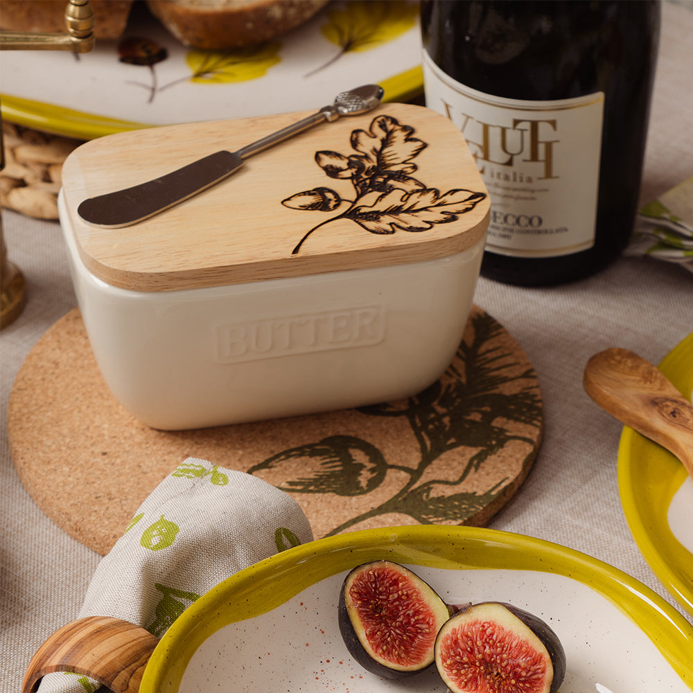 Acorn White Butter Dish & Knife Set