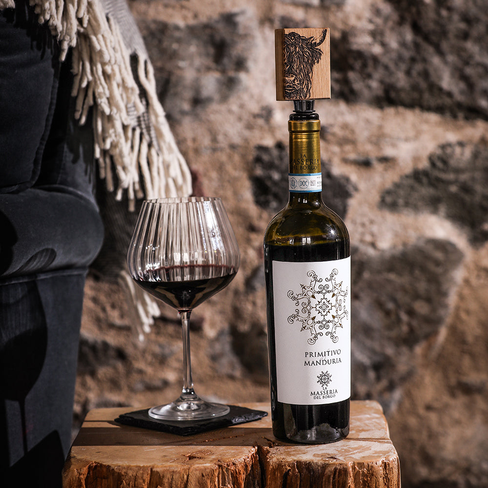 Highland Cow Oak Bottle Stopper