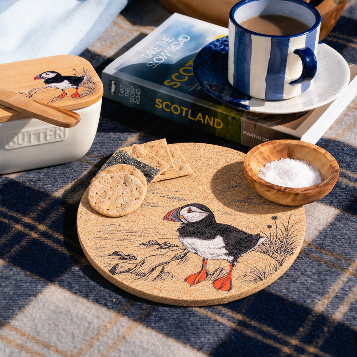 Puffin Cork Pot Stand