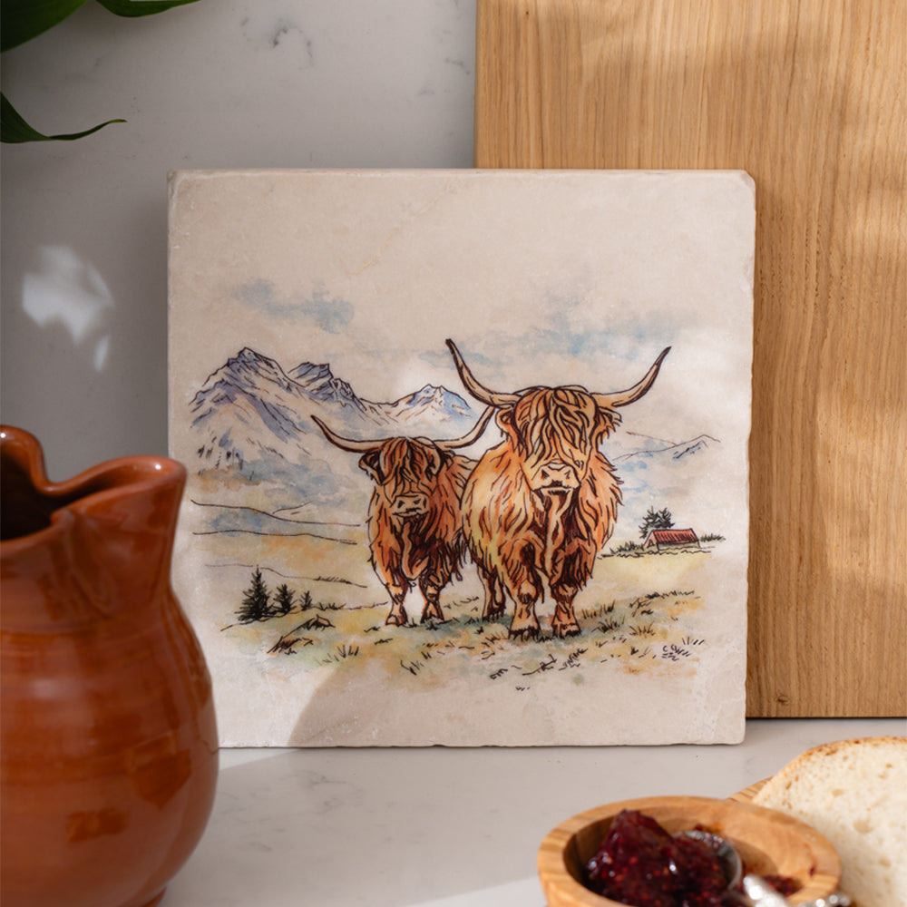 Scenic Highland Cow Stone Pot Stand